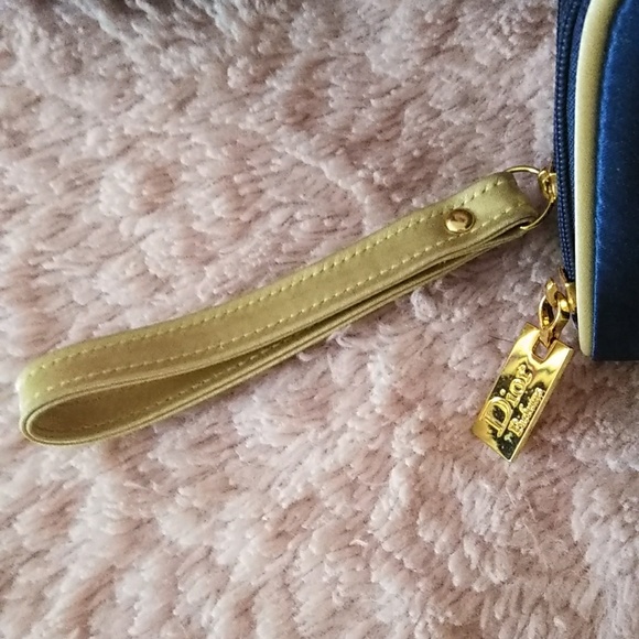 Dior Parfums Double Zipper 💕 Wristlet - Picture 3 of 10